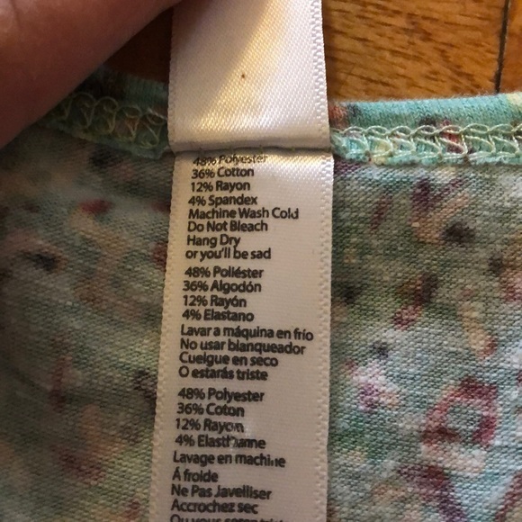 NWT LuLaRoe Perfect Tee Size Small Light Green 🌸 - Picture 5 of 7